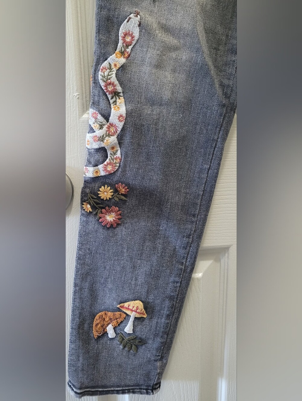 Driftwood Jackie Skinny Hallucination Embroidered Free People Jeans Size 28 - Picture 5 of 12